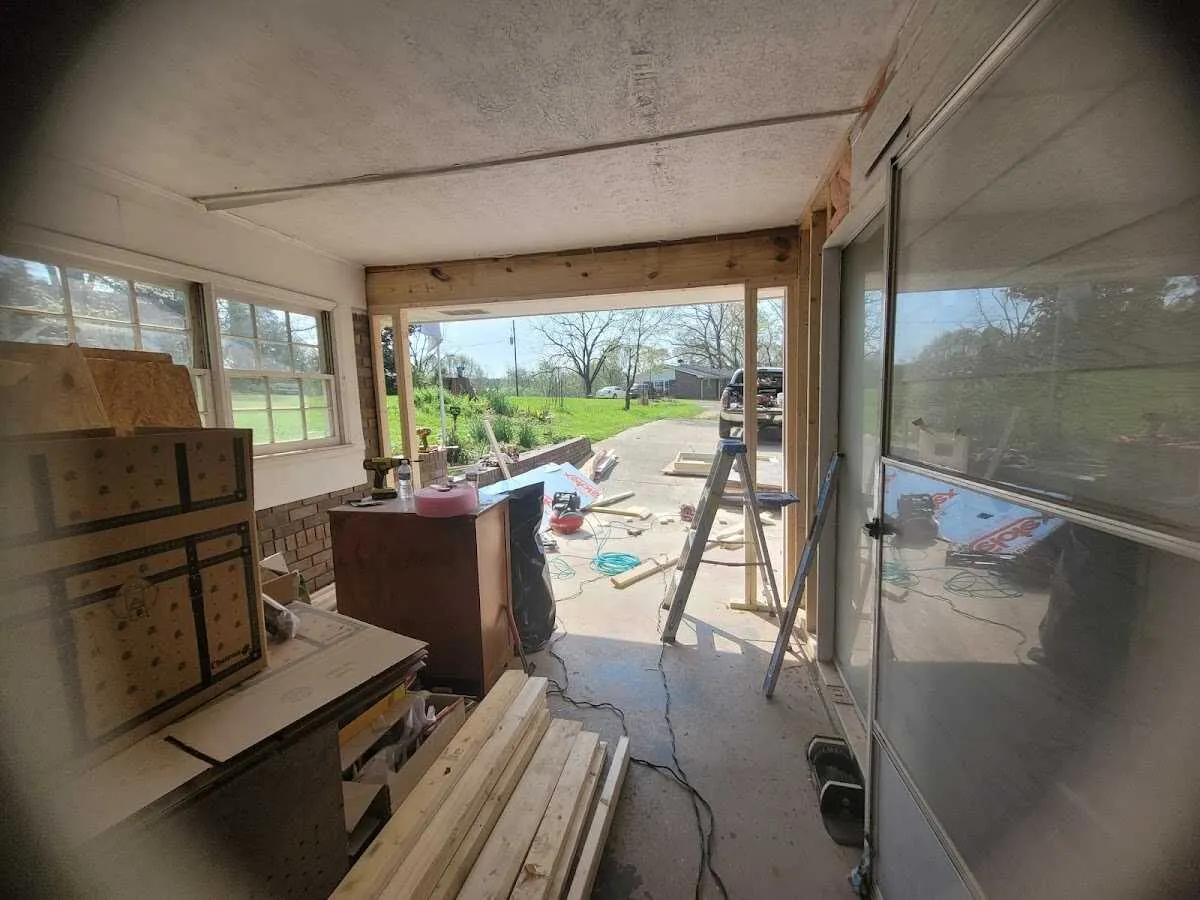 Air movers and dehumidifier for Drying & Dehumidification in Inver Grove Heights